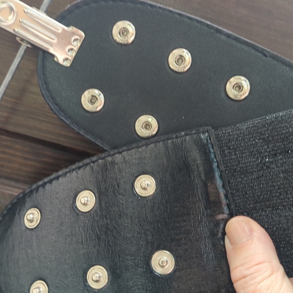Wide elastic belt with bow front - Picture 3 of 4